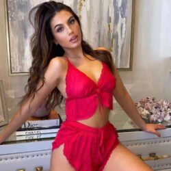 izmit arabada sevisen escort